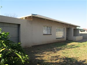 3 Bed House in Vanderbijlpark CW2