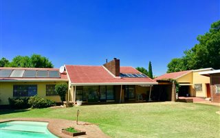 3 Bedroom House in Parkhill Gardens