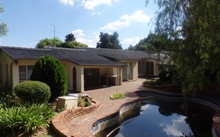 4 Bedroom House in Bramley