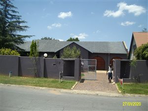 4 Bed House in Ridgeway