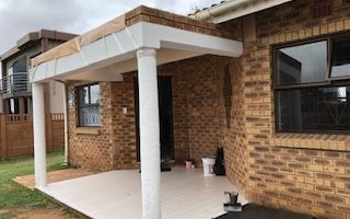 2 Bedroom House in Overport