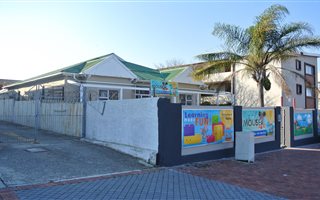 1 Bedroom House in Port Elizabeth Central