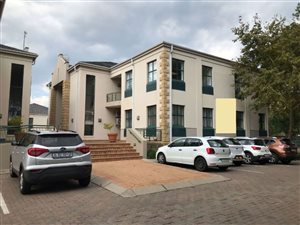 300 m² Office Space in Broadacres