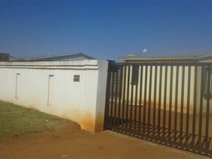 3 Bed House in Soweto Central