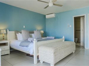 3 Bed Apartment in Compensation Beach