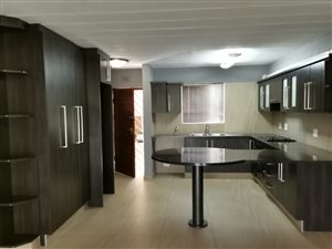 2 Bed Flat in Vanderbijlpark SW5