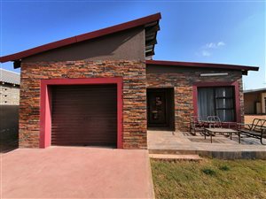 3 Bed House in Meyerton Central
