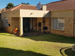 3 Bed Simplex in Florida Glen
