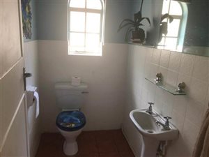 5 Bed House in Fairland
