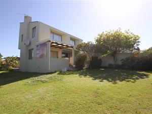 3 Bed House in Upper Town