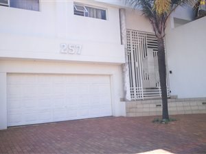 5 Bed House in Laudium