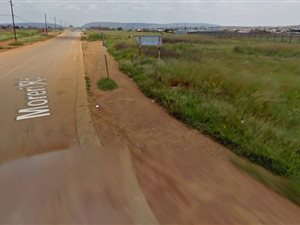 2000 m² Land available in Nellmapius