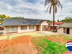 3 Bed House in Birch Acres