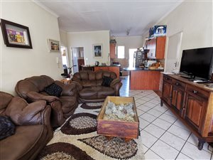 3 Bed Apartment in Baillie Park