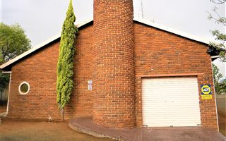 3 Bedroom House in Uitsig