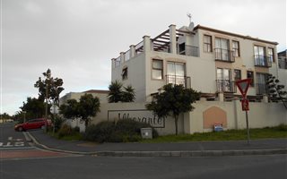 2 Bedroom Duplex in Parklands