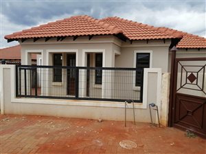 3 Bed House in Clarina