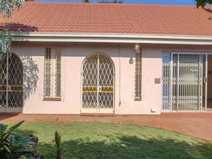 3 Bed Townhouse in Lynnwood Ridge