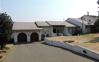 4 Bedroom House in Florida Hills
