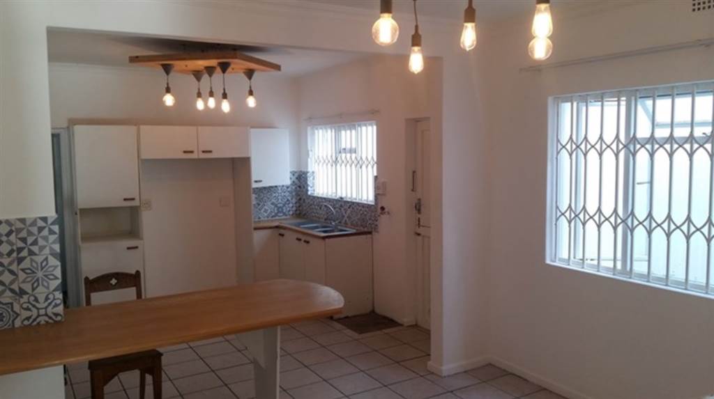 4 Bed House In Walmer Estate R 14500 For Rent Western Cape Private Property Ads