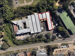 1500 m² Commercial space in Caversham Glen
