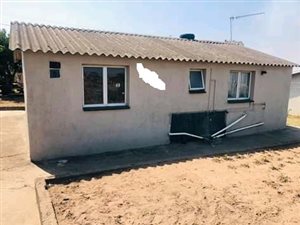 2 Bed House in KwaMashu