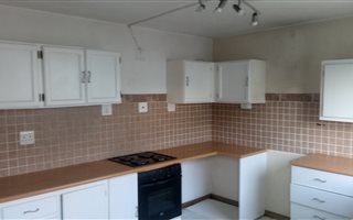 2 Bedroom Duplex in Pinetown Central