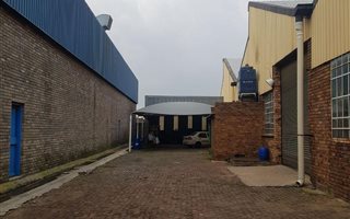 1600 m² Industrial space in Alrode