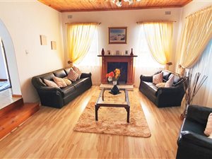 3 Bed House in Sunbird Park