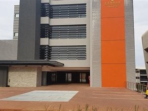 120 m² Commercial space in Umhlanga Ridge
