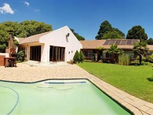 2.2 ha Farm in Benoni AH