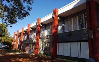 250 m² Office Space in Kimdustria