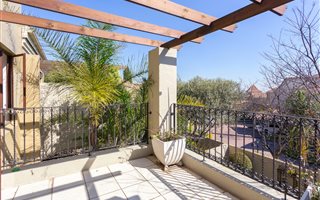 2 Bedroom Duplex in Lonehill