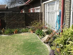 2 Bed Apartment in Vanderbijlpark CW3