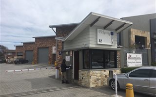 275 m² Commercial space in Newton Park