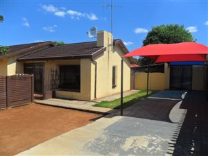 3 Bed House in Casseldale