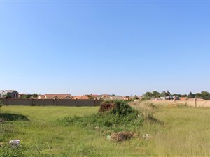 1460 m² Land available in Heuwelsig Estate