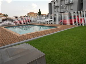 2 Bed Townhouse in Brakpan North