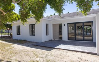 3 Bedroom House in Bergvliet