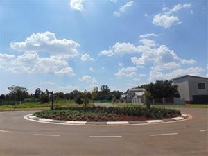 700 m² Land available in Raslouw