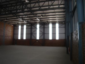 740 m² Commercial space in Sebenza