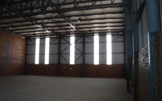 740 m² Commercial space in Sebenza