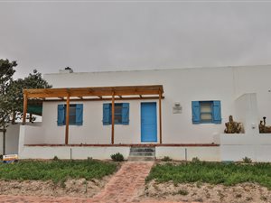 2 Bed House in Paternoster