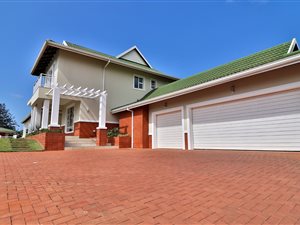 5 Bed House in Kindlewood Estate