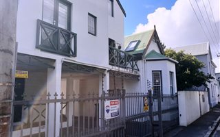 2 Bedroom Apartment in Rosebank