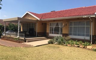 4 Bedroom House in Malvern