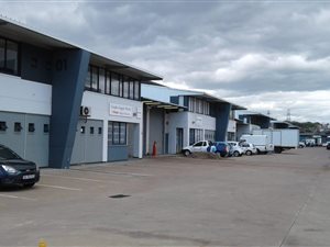 700 m² Industrial space in Mt Edgecombe