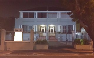 98 m² Commercial space in Windermere