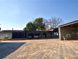 Commercial space in Fontainebleau