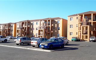 2 Bedroom Flat in Paarl Central East